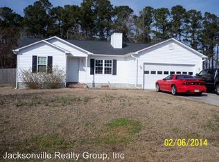 104 Pear Tree Ln, Richlands, NC 28574