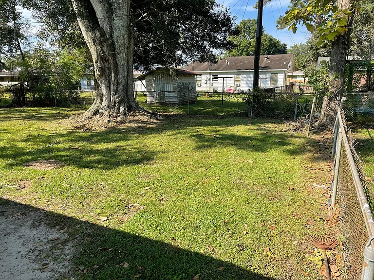 309 Macklyn St — Photo 10