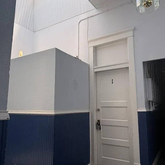 722 Main St #1 — Photo 3