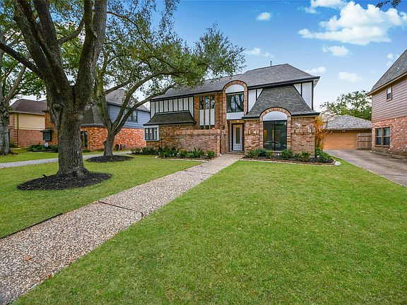 4th image of 1407 Sherfield Ridge Dr