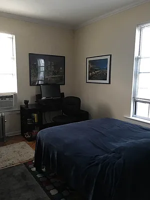 Rented by Amorelli Realty | media 28