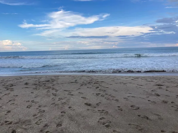 1192 Nettles Blvd, Jensen Beach, FL 34957