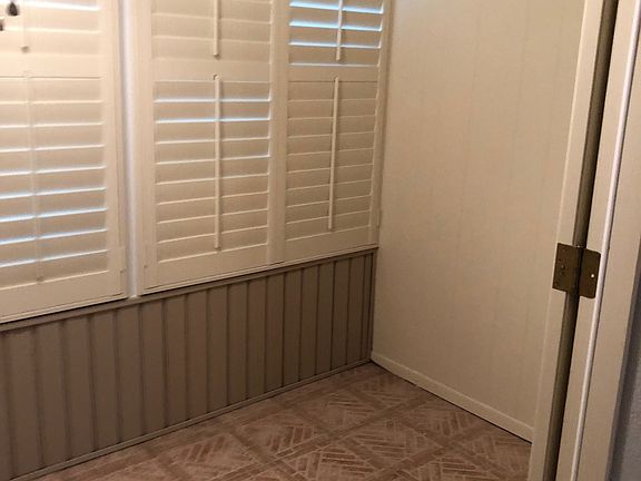 3rd image of 213 Oakleigh Dr #40