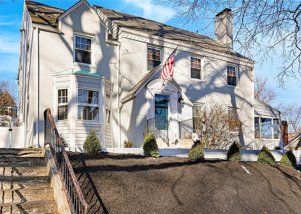 1st image of 18 Park Pl