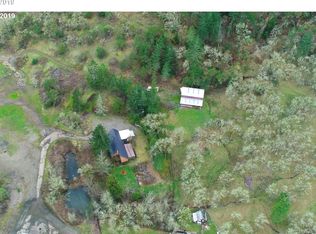 1940 NE Newton Creek Dr, Roseburg, OR 97470