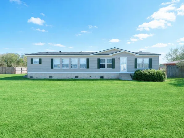 2907 Savanne Rd, Houma, LA 70360