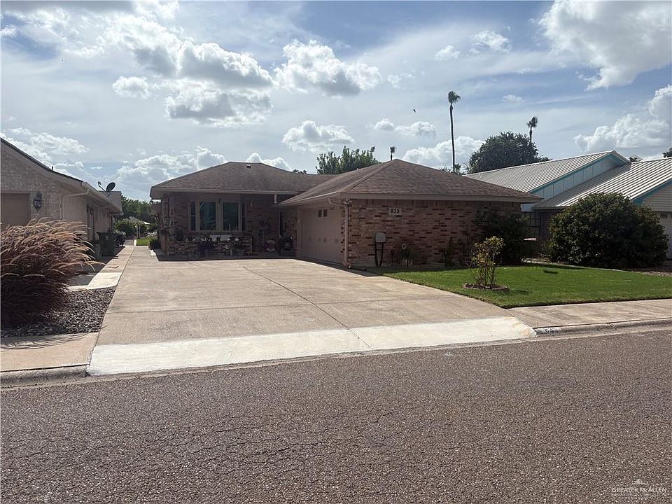 1st image of 835 Nada Dr