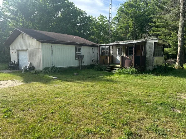 2381 W 36th St, Baldwin, MI 49304