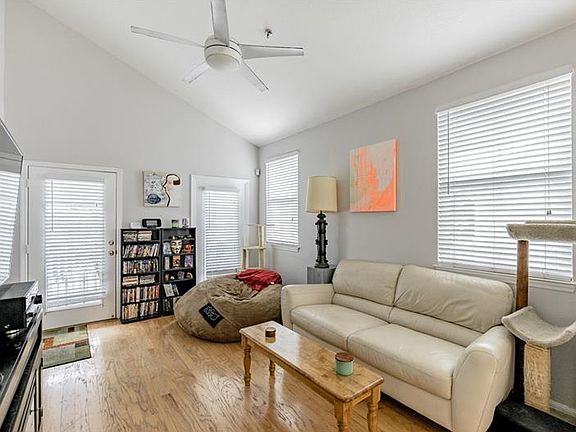4th image of 1510 N 17th St APT 4C