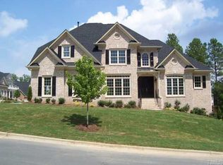 318 Lantern Ridge Ln, Cary, NC 27519