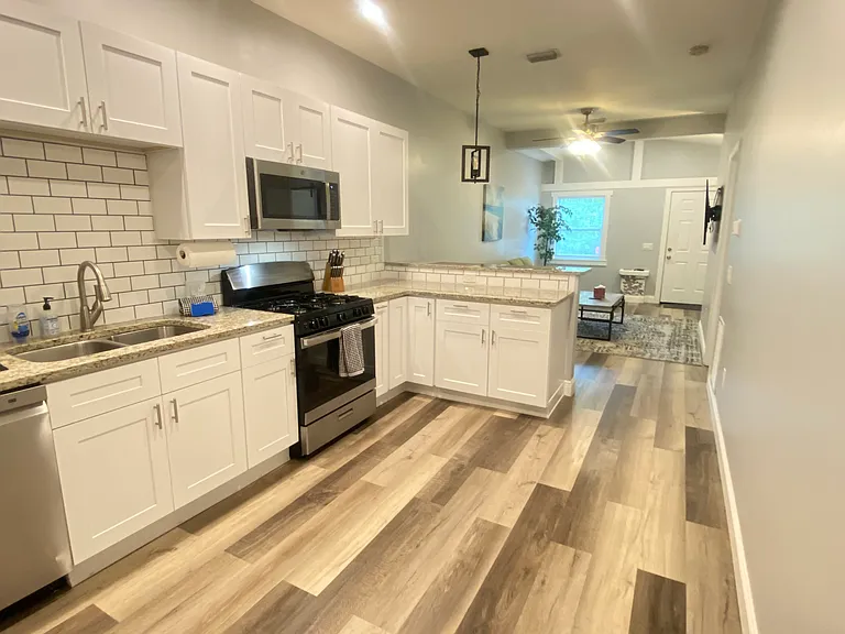808 Grove St N #808 — Photo 7
