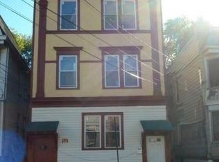 658 Grove St #01, Irvington, NJ 07111