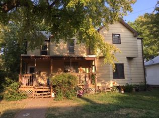 403 1/2 S 10th St, Salina, KS 67401