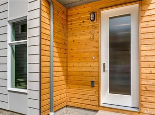 408 N 48th St, Seattle, WA 98103