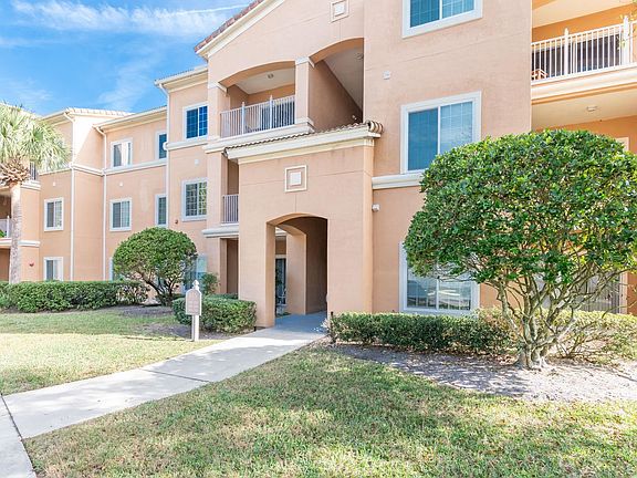 3rd image of 615 Fairway Dr APT 306