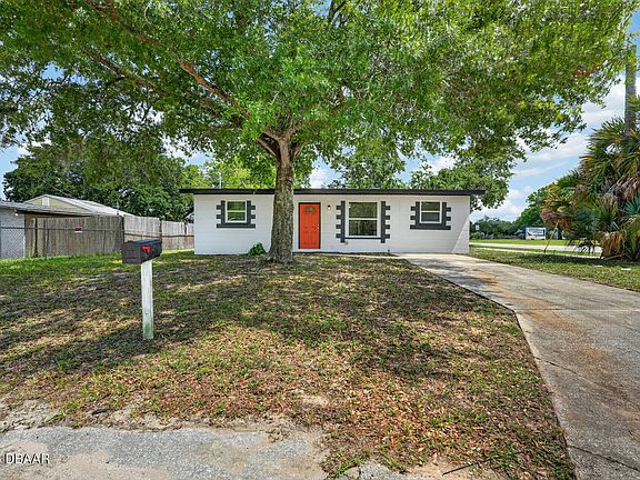 4th image of 1237 Linda Ln