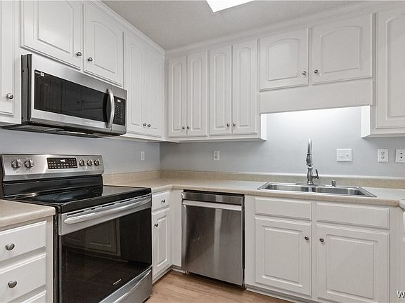 4th image of 4814 Ashley Hill Cir