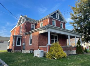 527 Donegal Springs Rd APT A, Mount Joy, PA 17552