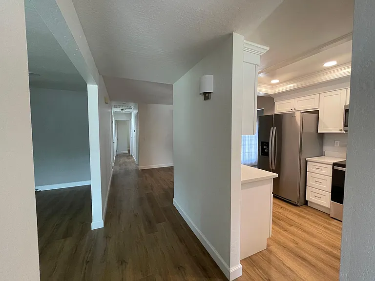 6853 Prospect Ct — Photo 11