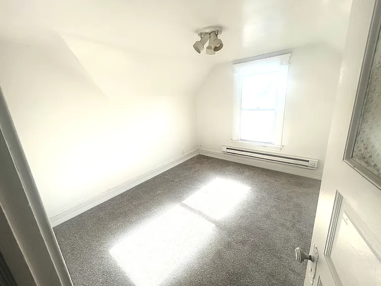 10122 North Blvd #1 — Photo 14