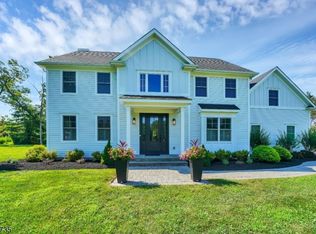 88 Queen Anne Dr, Basking Ridge, NJ 07920