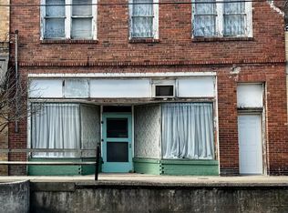 19 E Main St, Richwood, WV 26261