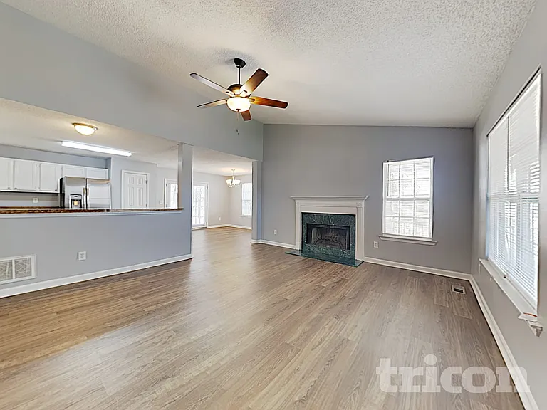 38 Coachmen Ct — Photo 5
