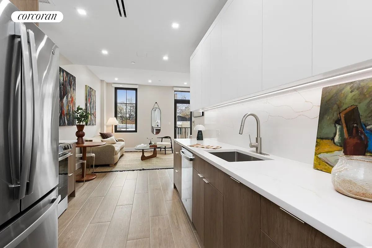 Photo 2 of 12 - 758 Metropolitan Ave #1B - Brooklyn, NY Building Photo - 758 Metropolitan Ave #1B