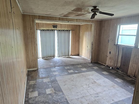4th image of 156 Starlin Dr