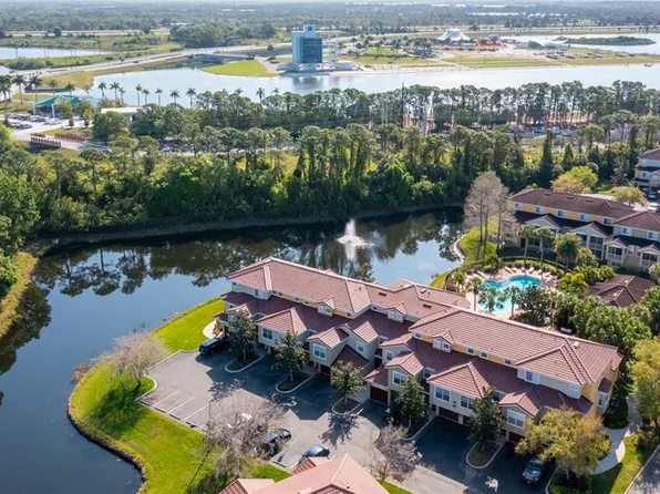 5700 Bentgrass Dr #16-203, Sarasota, FL 34235