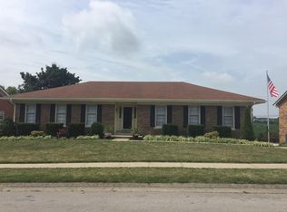 372 Atwood Dr, Lexington, KY 40515