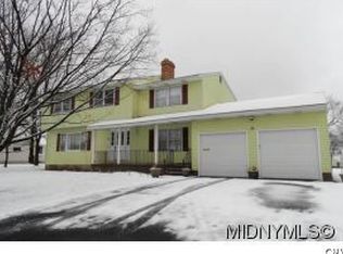 16 Sherman Ln, Utica, NY 13501