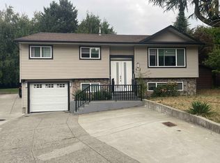 15077 86b Ave, Surrey, BC V3S 4V3
