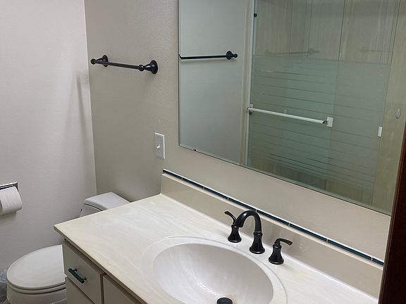5th image of 4128 33rd St