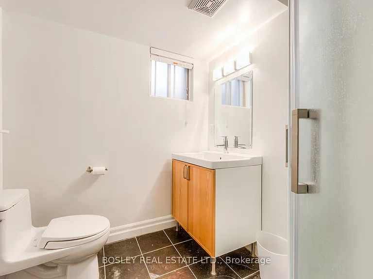 98 Sherwood Ave — Photo 42
