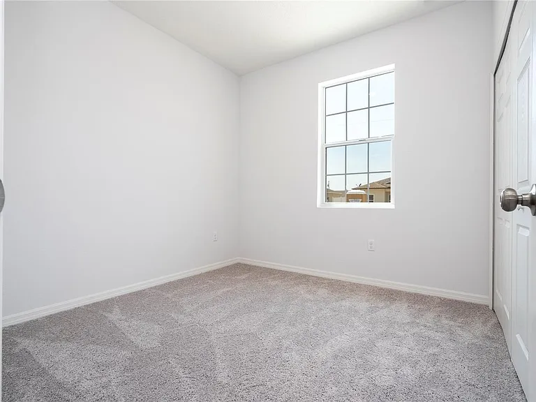 833 Colville Dr — Photo 55