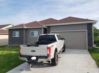 5350 Pleasant Ridge Rd, Pleasant Hill, IA 50327