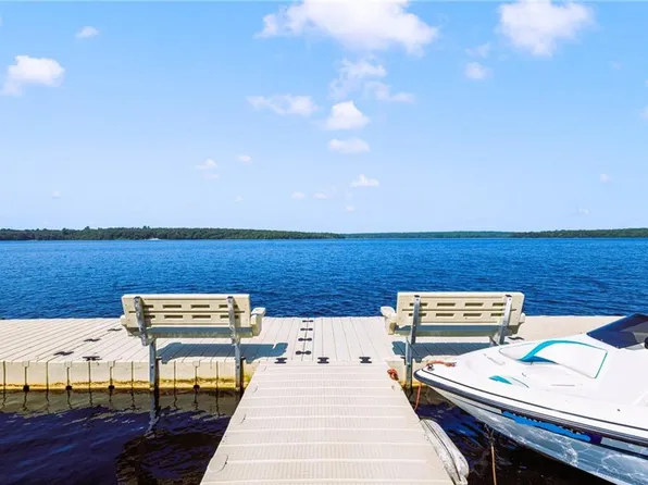 31 Ricks Rd, Charlestown, RI 02813