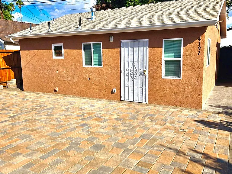 4192 S Harvard Blvd #1 — Photo 1