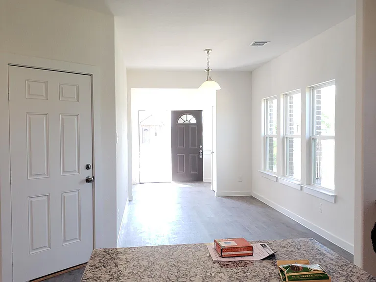10501 Cedar Ct — Photo 17