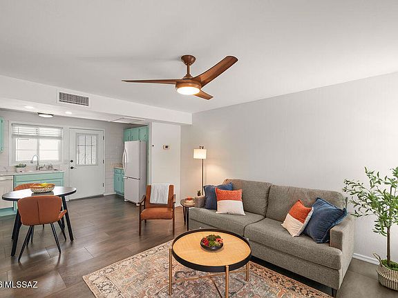 2nd image of 184 S La Canada Dr Unit B