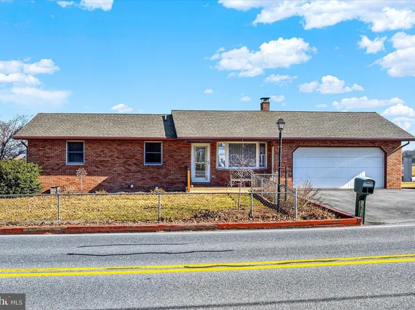 925 Kochenderfer Rd, Lebanon, PA 17046