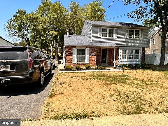 3rd image of 3070 Heatherton Dr