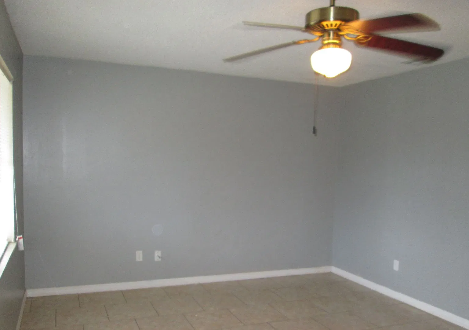 3 bedroom 1.5 bath Single Family home in Apopka — Photo 2