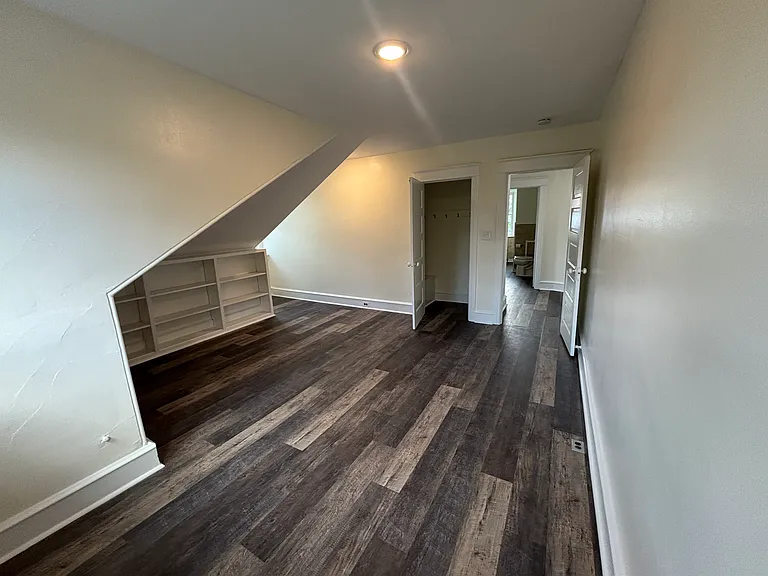 724 Main St #3 — Photo 9