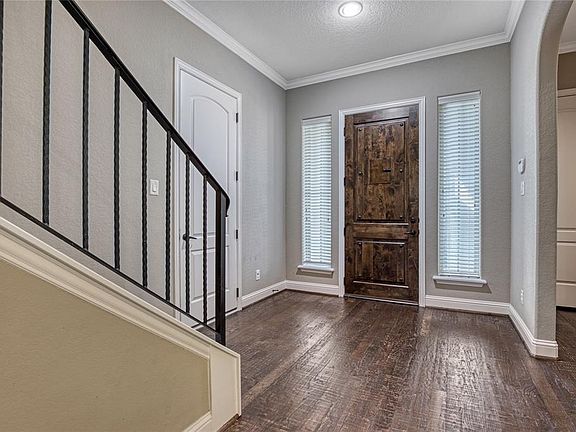 5th image of 28974 Twisted Oak Dr
