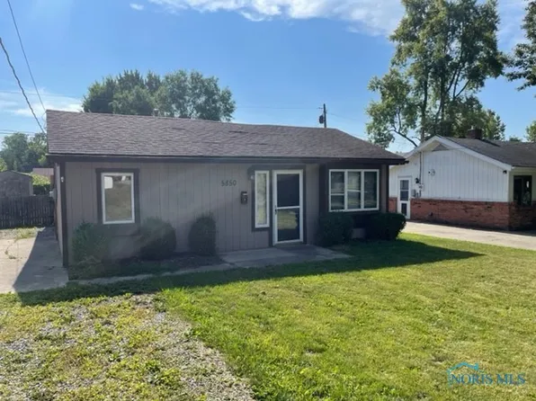 5850 Dixon Ave, Toledo, OH 43613