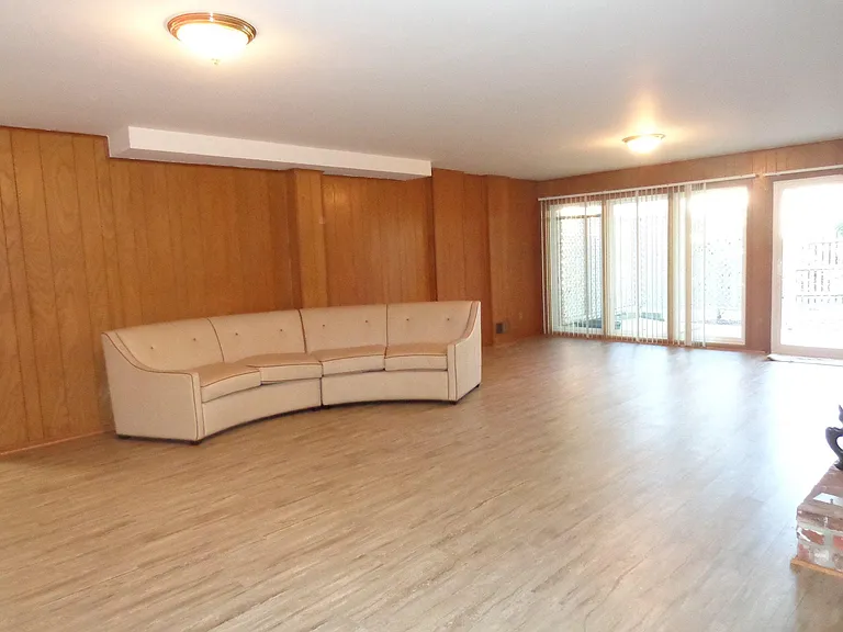 8126 Dunsinane Ct — Photo 12