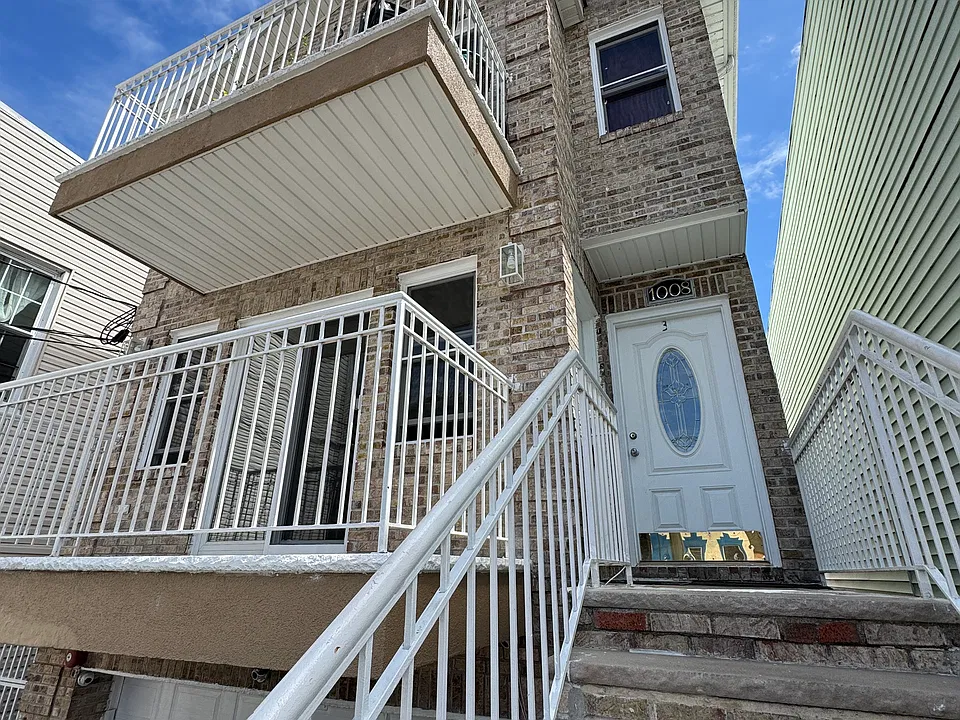 1008 West St #1