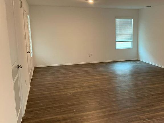 5th image of 5811 Grindstone Dr